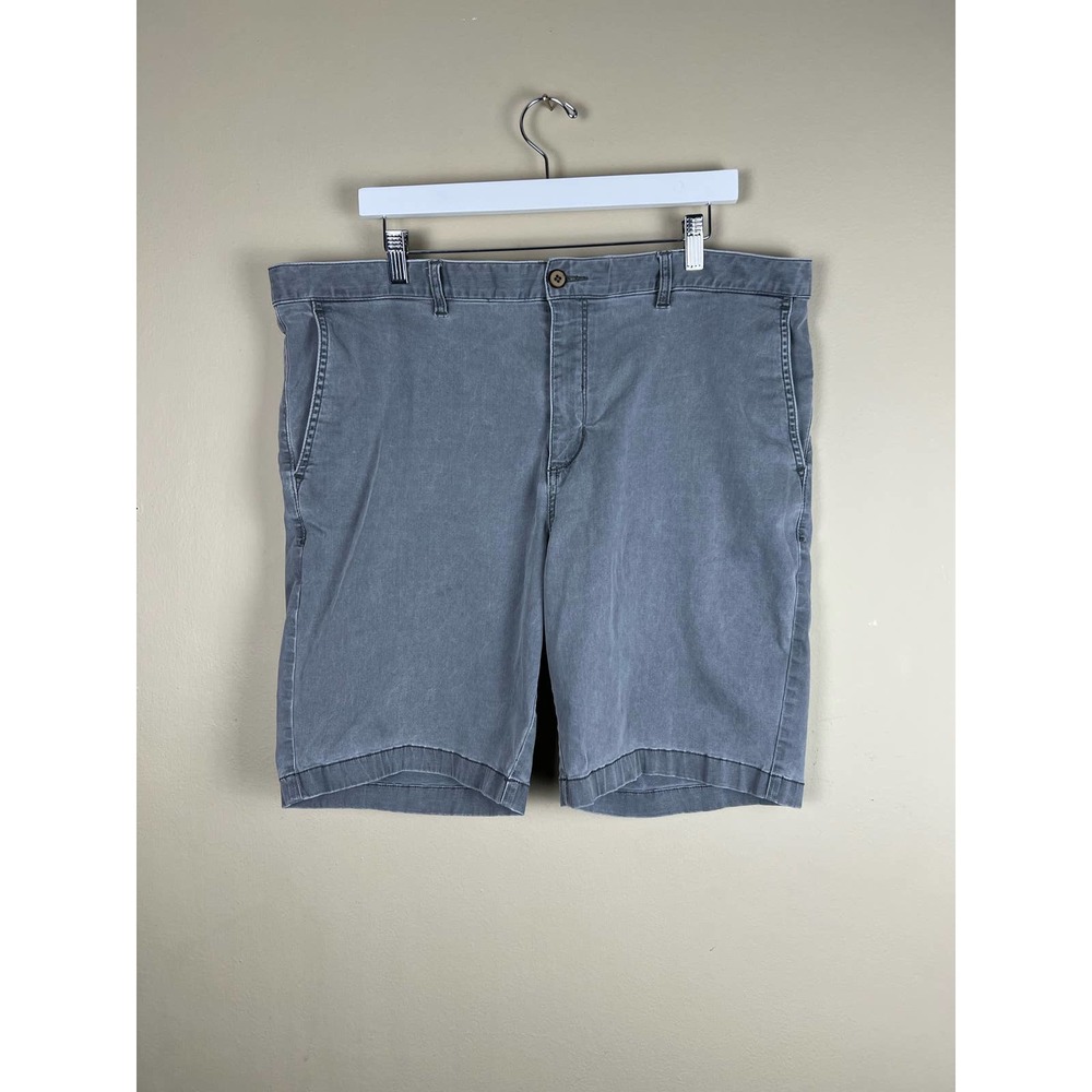 Tommy Bahama Gray Shorts Men’s Size 40